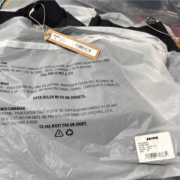 Skims Boyfriend Loose Pant Onyx Black Size M NWT MSRP $68 - Picture 4 of 7